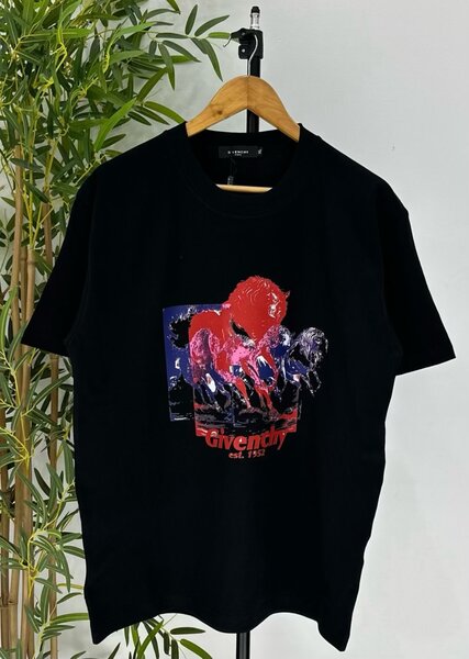 T-shirt imprimé tendance