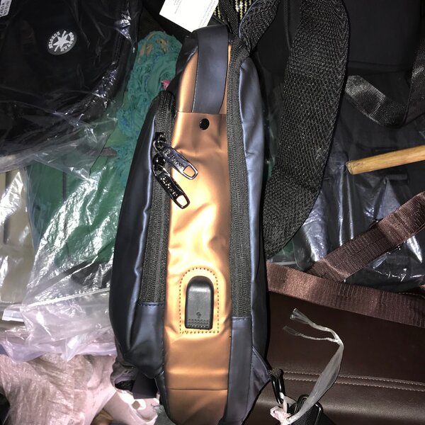 Sac à bandoulière PJ Power noir et or