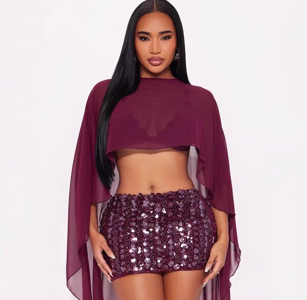 Robe cape pailletée glamour