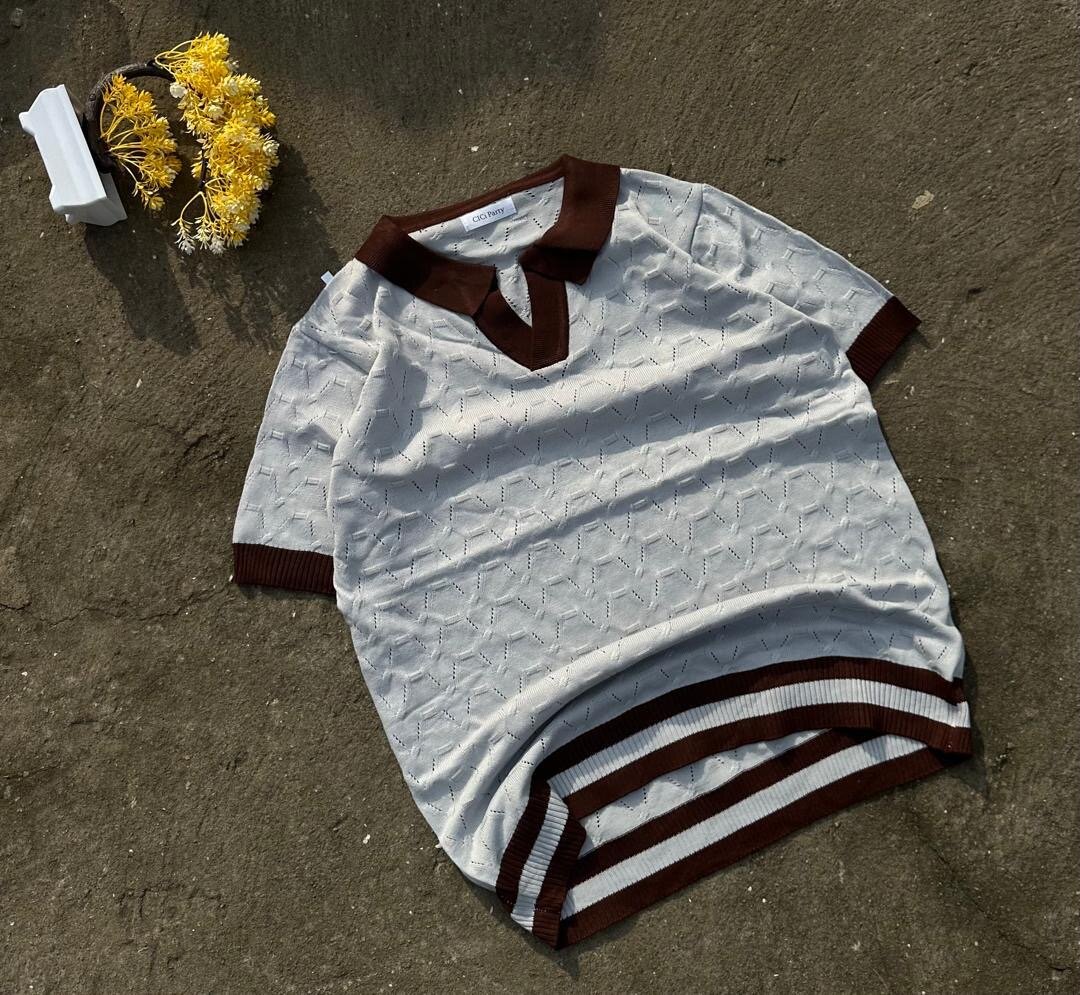 T-shirt en tricot élégant