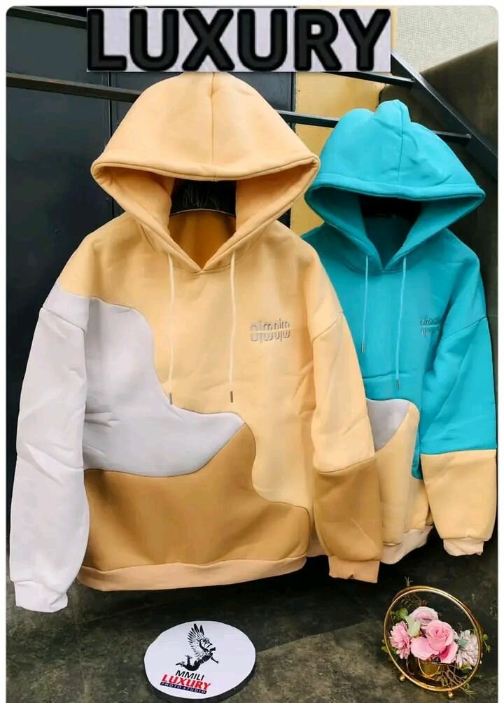 Sweat à capuche patchwork uni