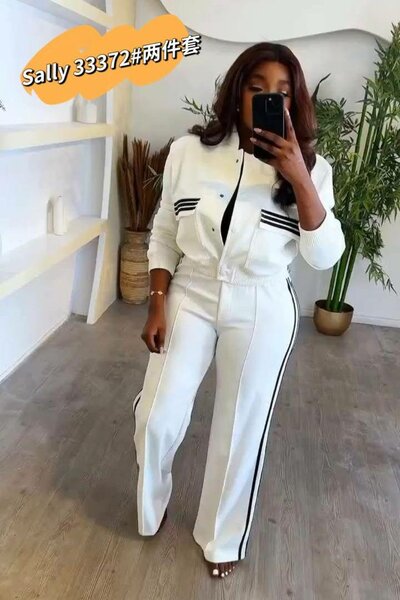 Ensemble sportif blanc femme