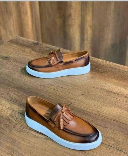 Chaussures mocassin homme en cuir marron