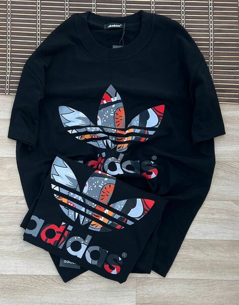 T-shirt à logo coloré