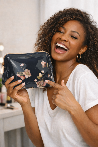 Trousse de toilette transparente PVC noir fleurs