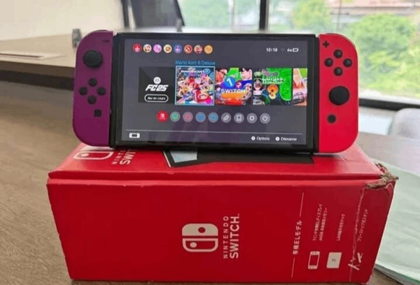Nintendo Switch avec manettes