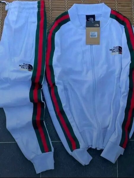 Survêtement blanc élégant