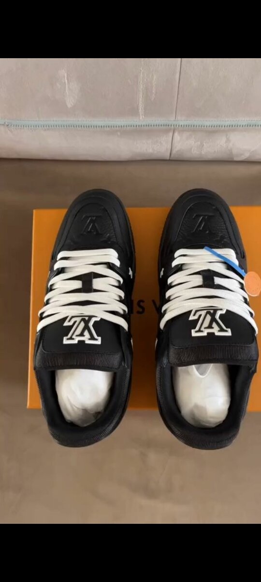 Chaussure louis vuitton