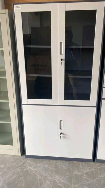 Armoire de rangement moderne