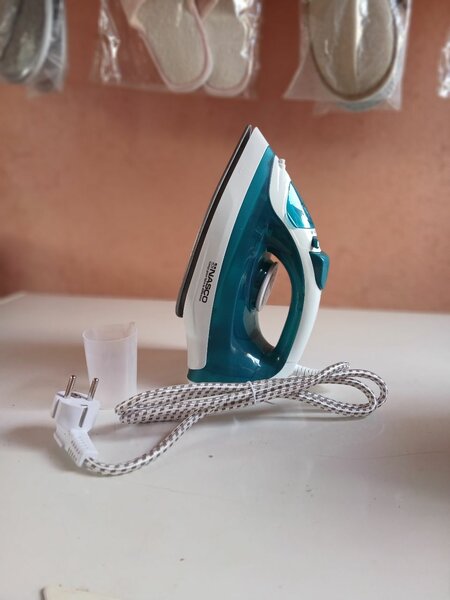 Fer à repasser vapeur 2000W