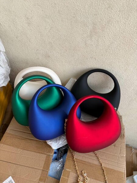 Sac à main moderne coloré