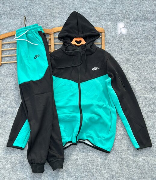 Ensemble de sport Nike élégant