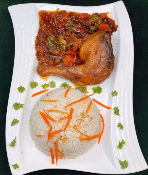 Cuisse de poulet grillée avec riz