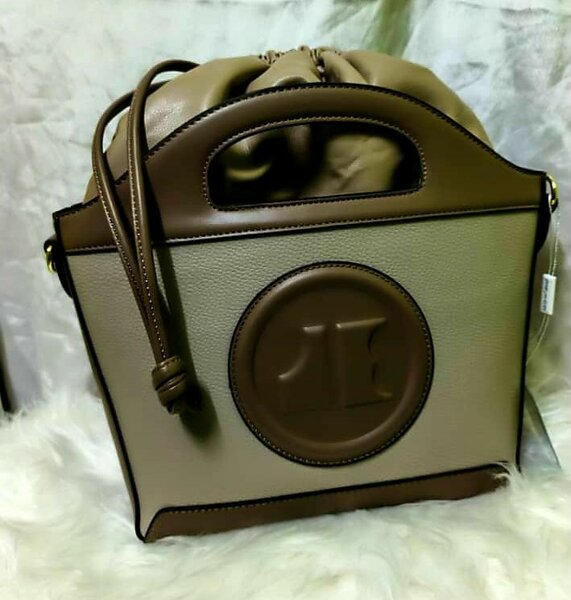 Sac cabas en cuir élégant