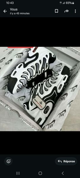 Baskets tendance noir et blanc