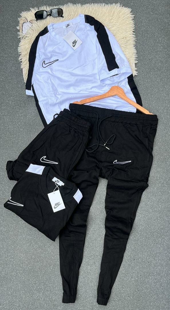 Ensemble de survêtement sportif