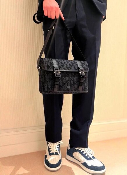 Sac bandoulière élégant