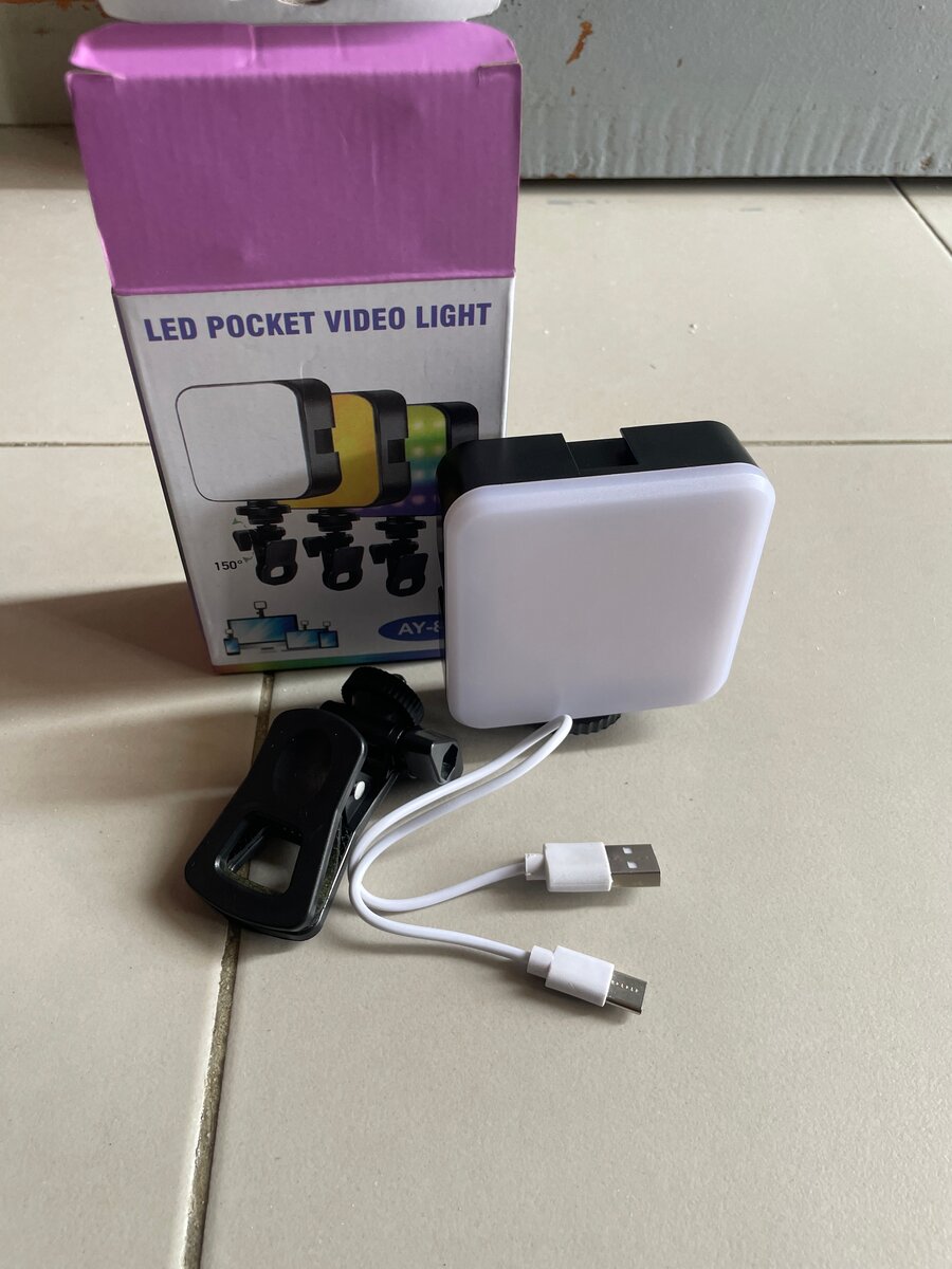 Lampe Vidéo LED Portable RGB