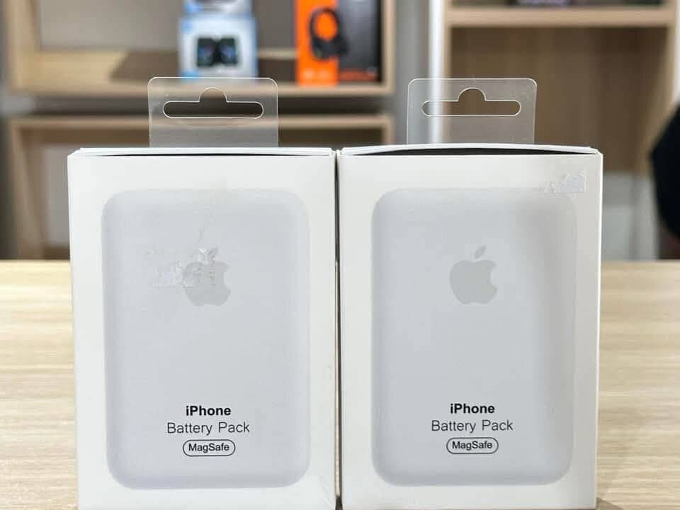 Apple MagSafe power bank