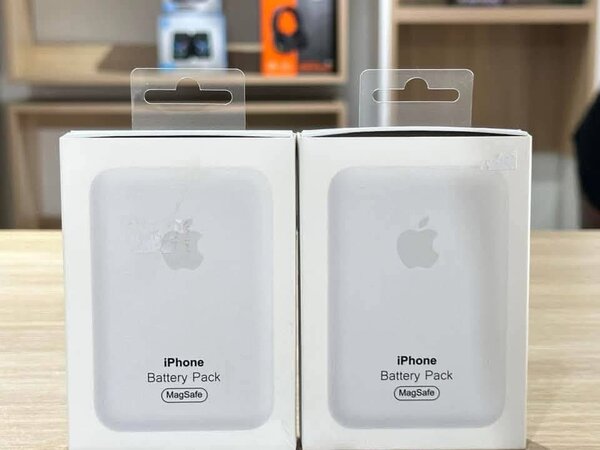 Apple MagSafe power bank