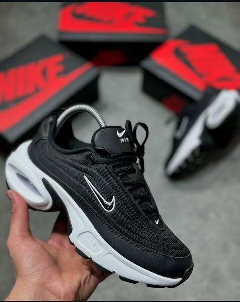 Baskets Nike Air stylées