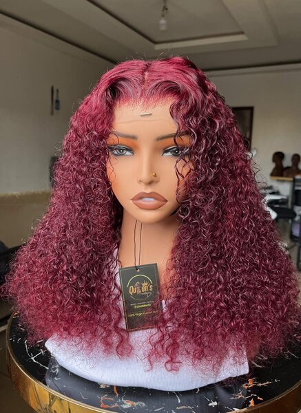 Perruques en dentelle