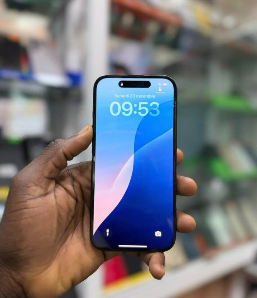 iPhone 16 128GB Noir