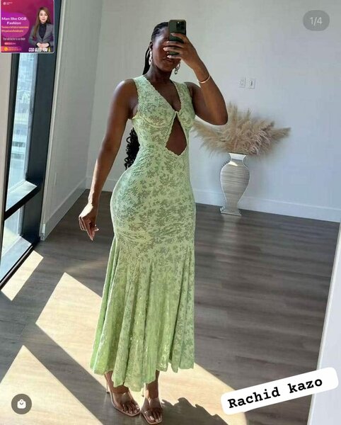 Robe longue évasée dentelle