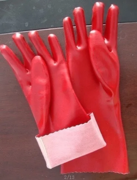 Gants de protection rouges