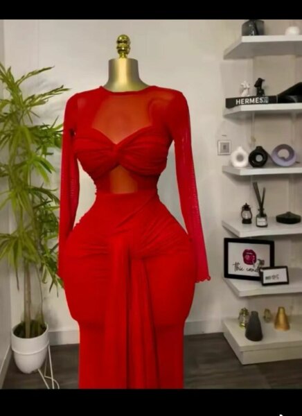 Robe longue rouge pour femmes