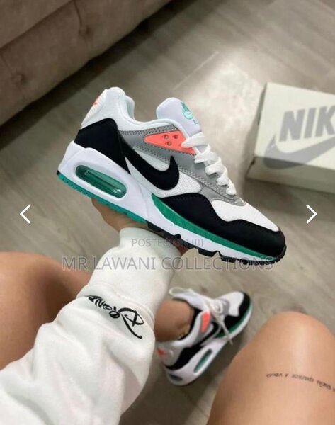 Nike Air Max Sneakers