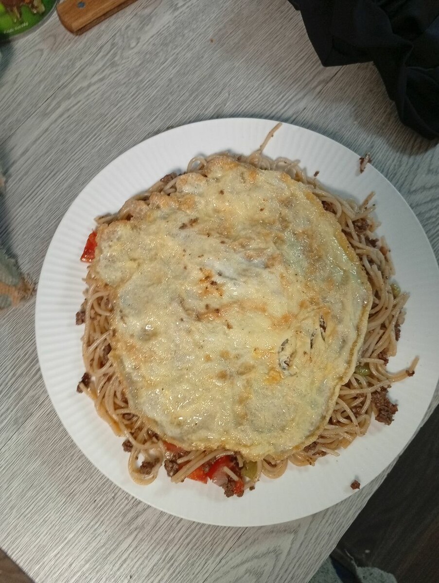 Omelette Spaghetti-viande-Aché
