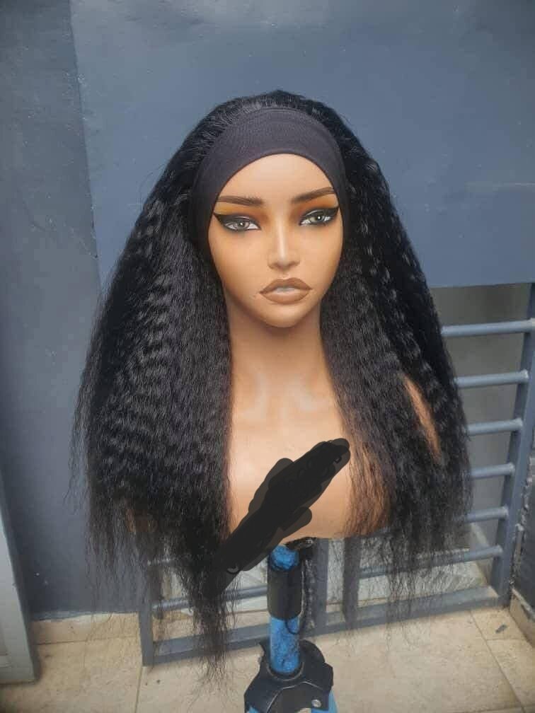 Perruque Bandeau Bouclée Noire