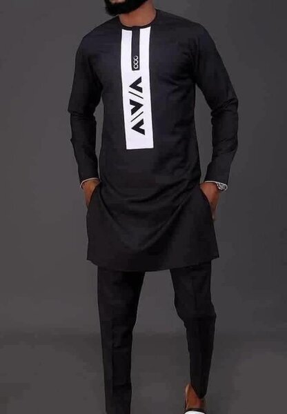 Ensemble africain élégant