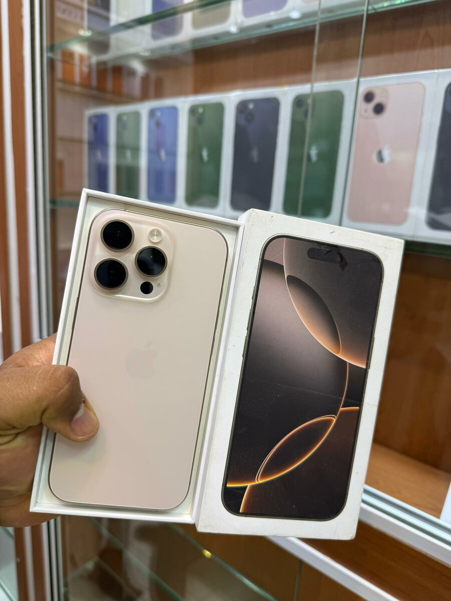 16 pro 256Go disponible