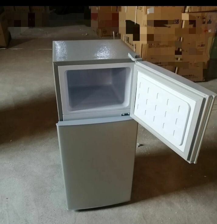 Mini réfrigérateur compact