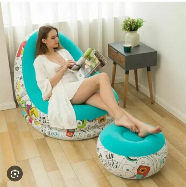 Fauteuil gonflable avec repose-pieds