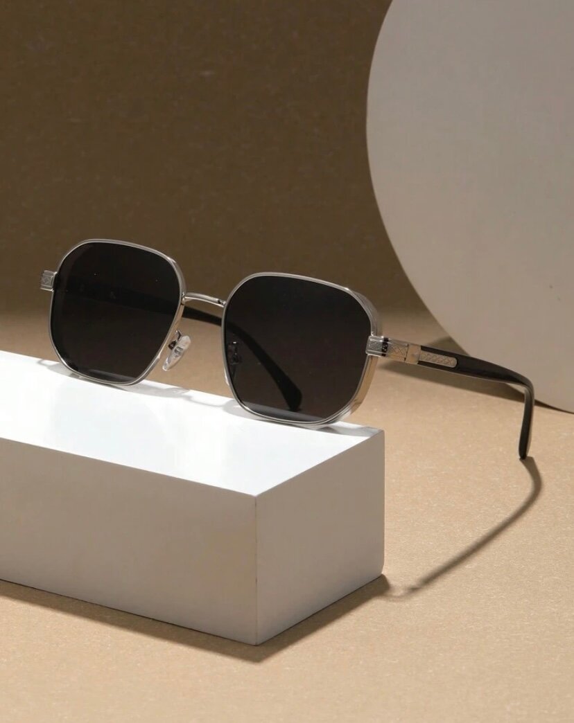 Lunettes de soleil carrées