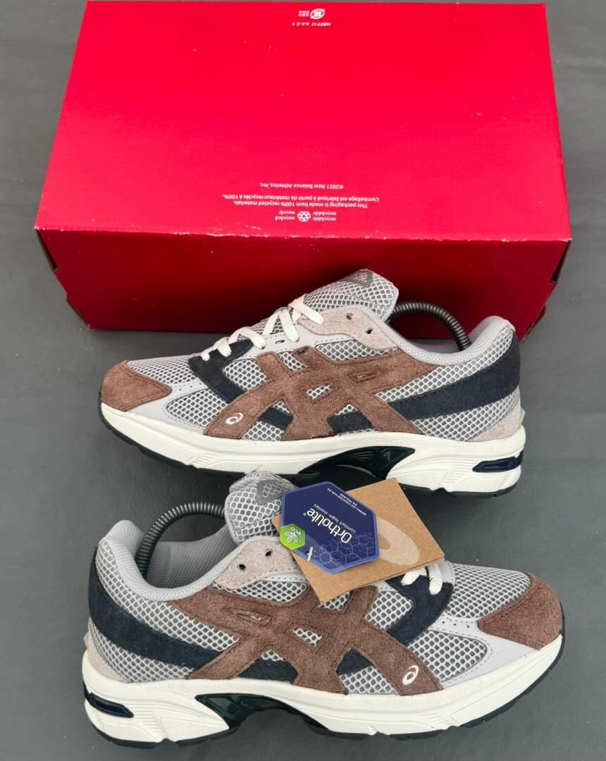 Asics avec son carton