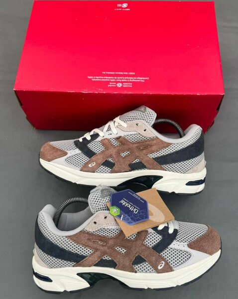Asics avec son carton