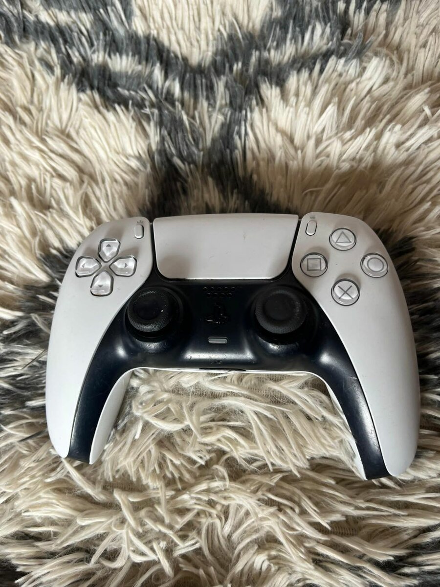 Manettes PS5 quasi neuve