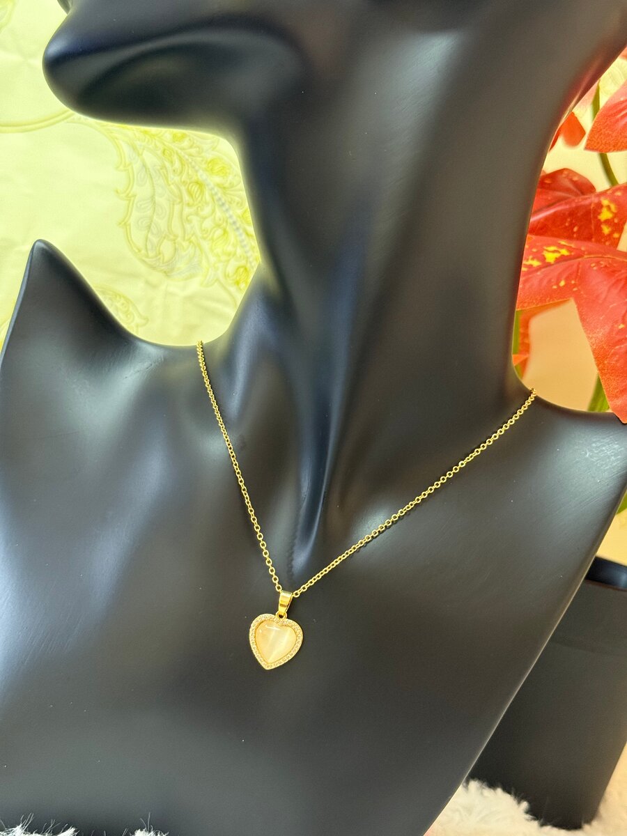 Collier Pendentif Élégant