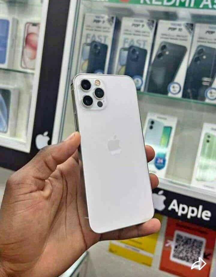 iPhone 12 Pro Blanc