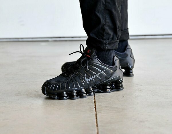 Nike Shox noires amorti homme 40-45