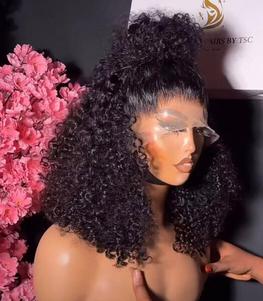 Perruque Bouclée Naturelle