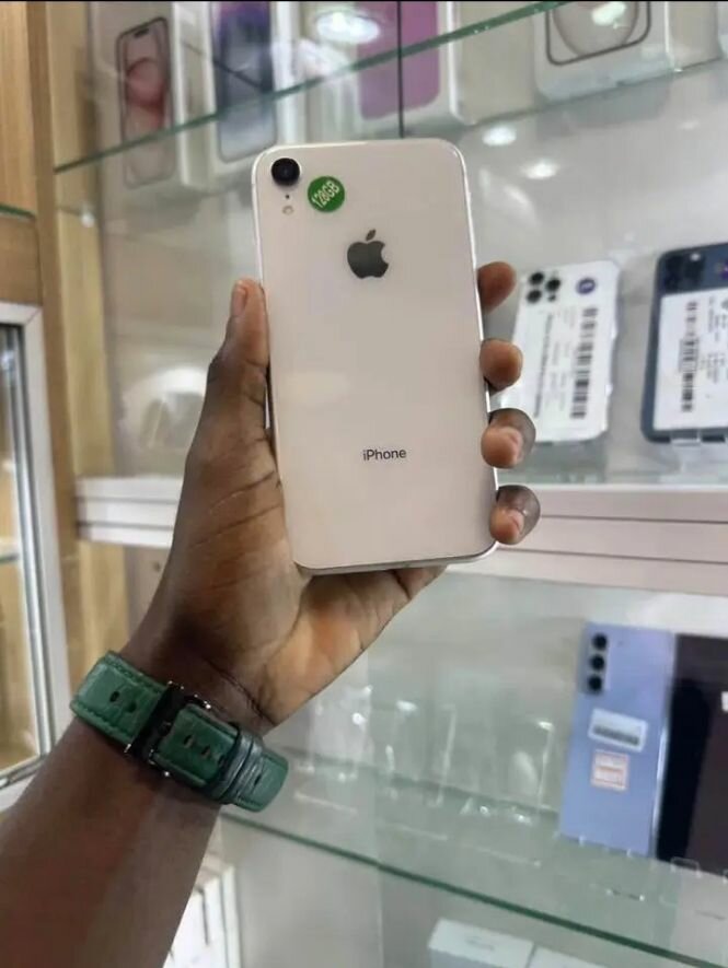 iPhone XR Blanc Débloqué