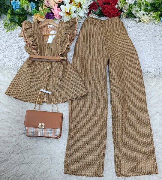 Ensemble tweed
