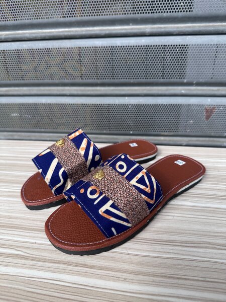 Sandales ethniques colorées