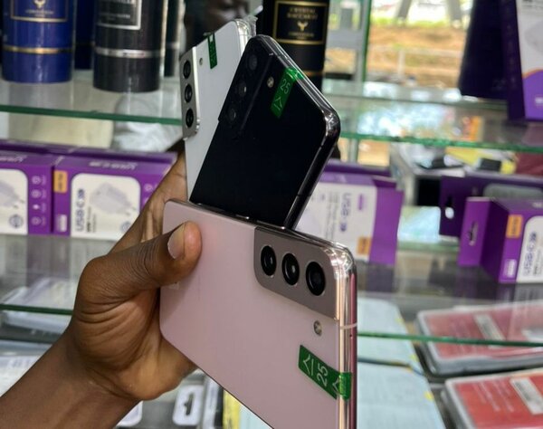 Smartphones Android Compacts