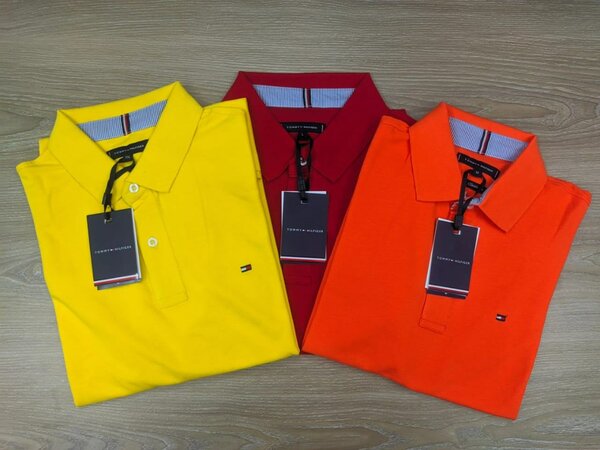 Polos colorés en coton